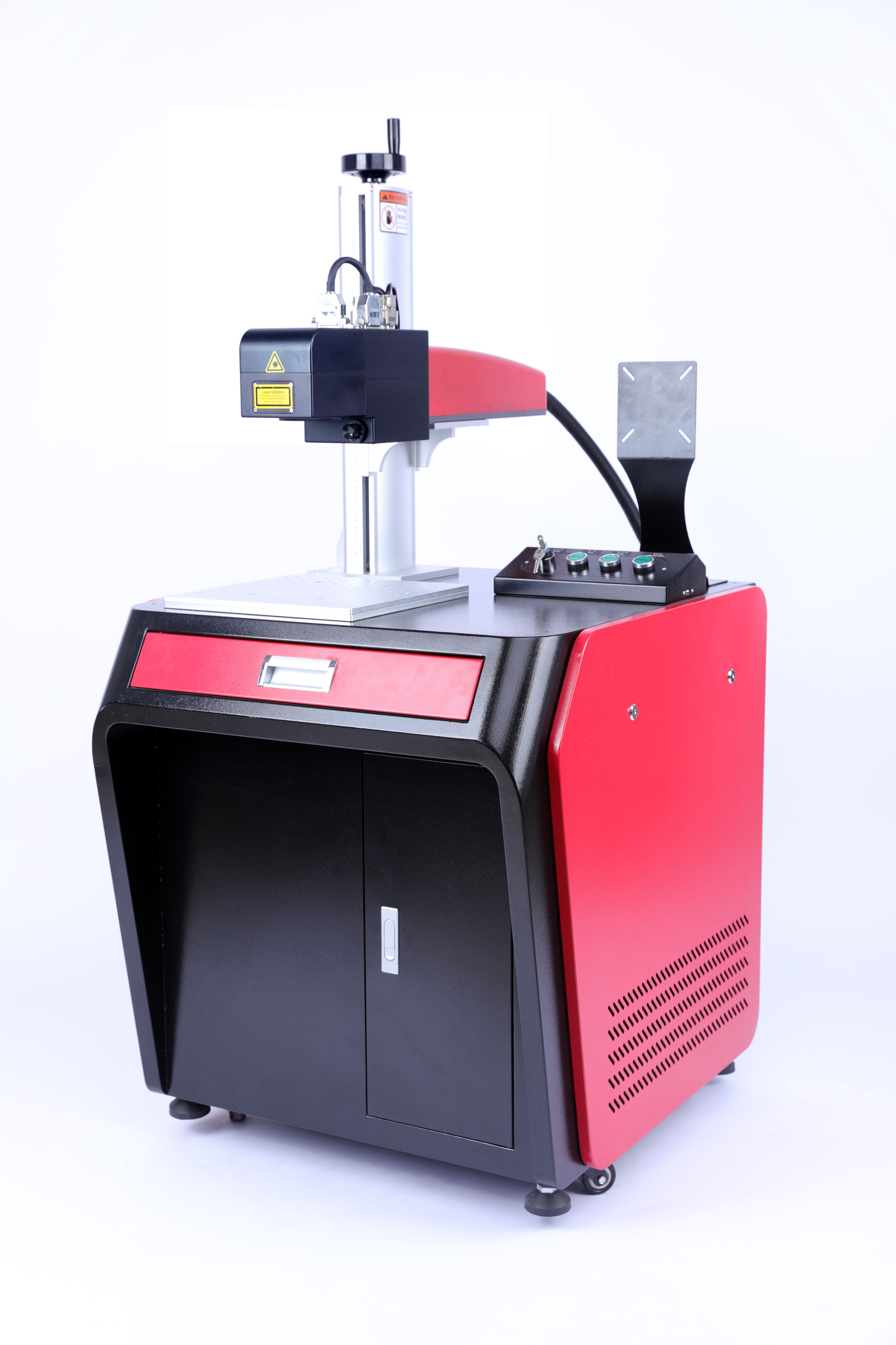 Fiber laser 60 W, metal engraver cutter – Materialize CNC LLC