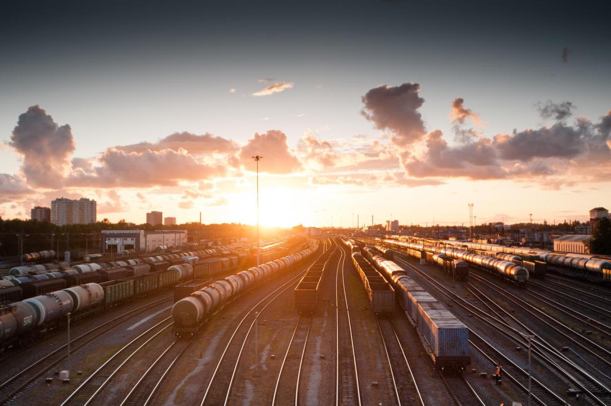 train-821500_1920(1).jpg train-821500_1920(1).jpg