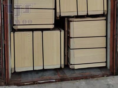 Film faced plywood Loading