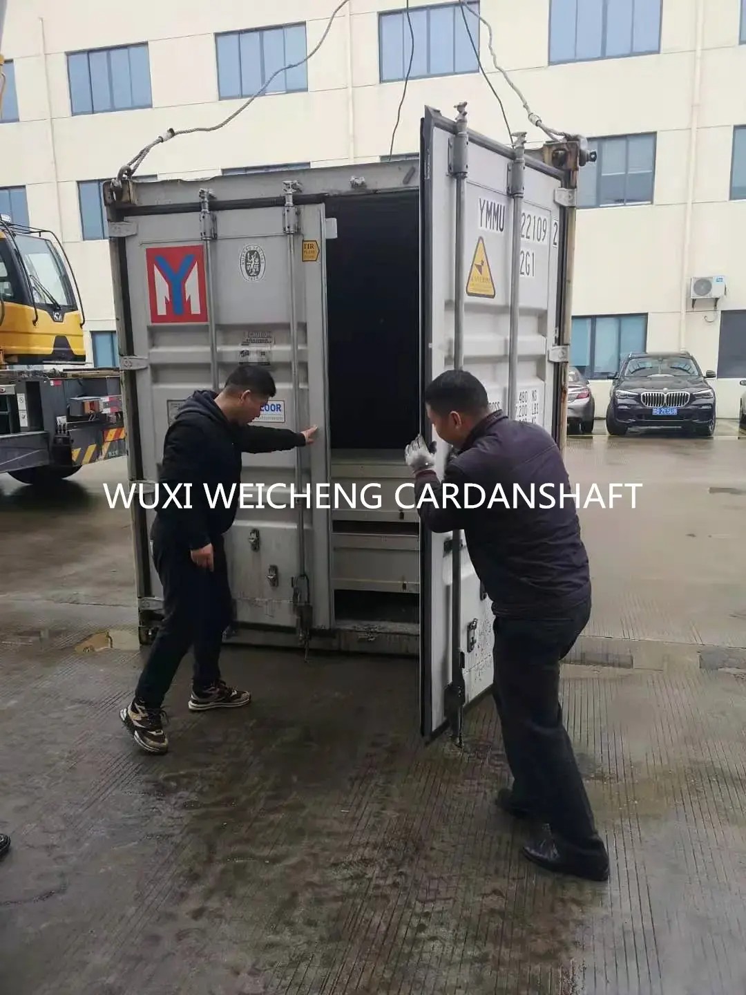 The container full of our cardan shafts has (1).png