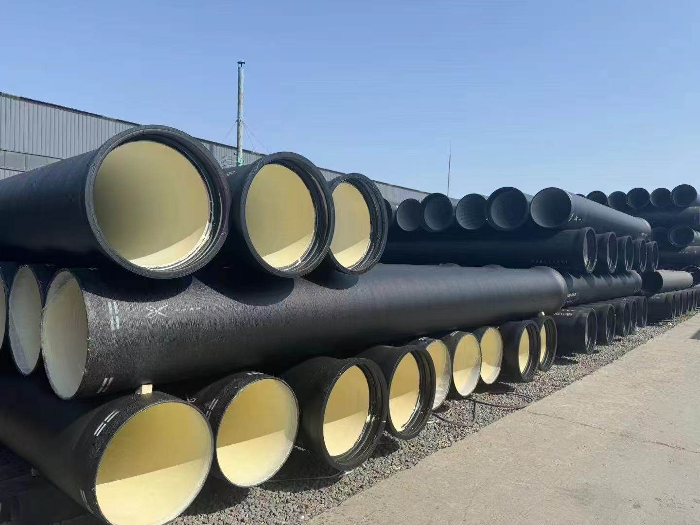 Tuyau en fonte ductile sur mesure revêtu d'époxy
