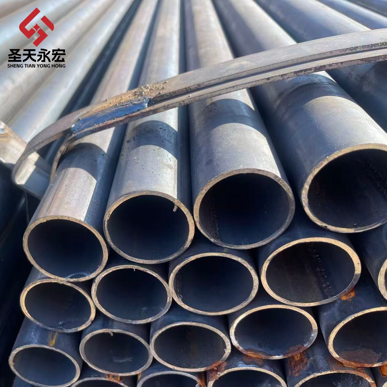 API 5L Grade B ERW Carbon Steel Pipe API 5L Grade B ERW Carbon Steel Pipe