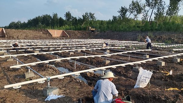 03 Instalación de equipos del tanque de aireación y sitio de construcción