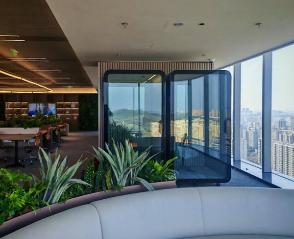 How Office Noise Affects Productivity (And Why Work Pods Matter)