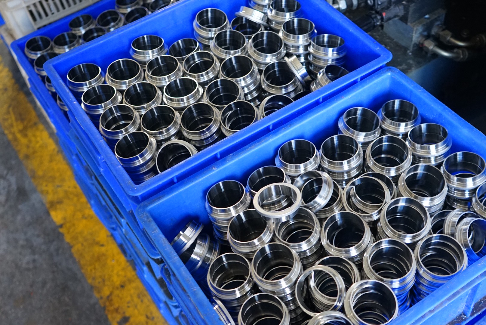 What is the difference between 316L and 316ti?