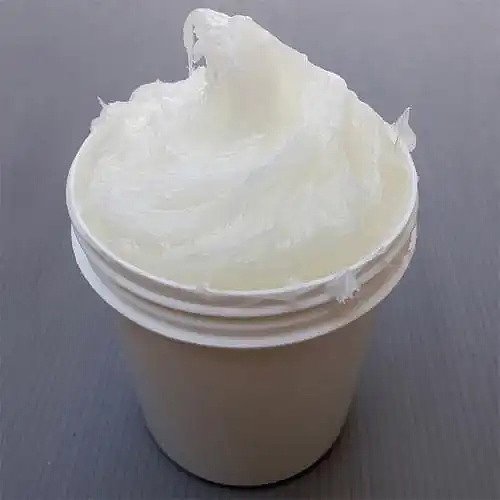 Petroleum Jelly (Vaseline, Petrolatum) CAS# 8009-03-8 Petroleum Jelly (Vaseline, Petrolatum) CAS# 8009-03-8
