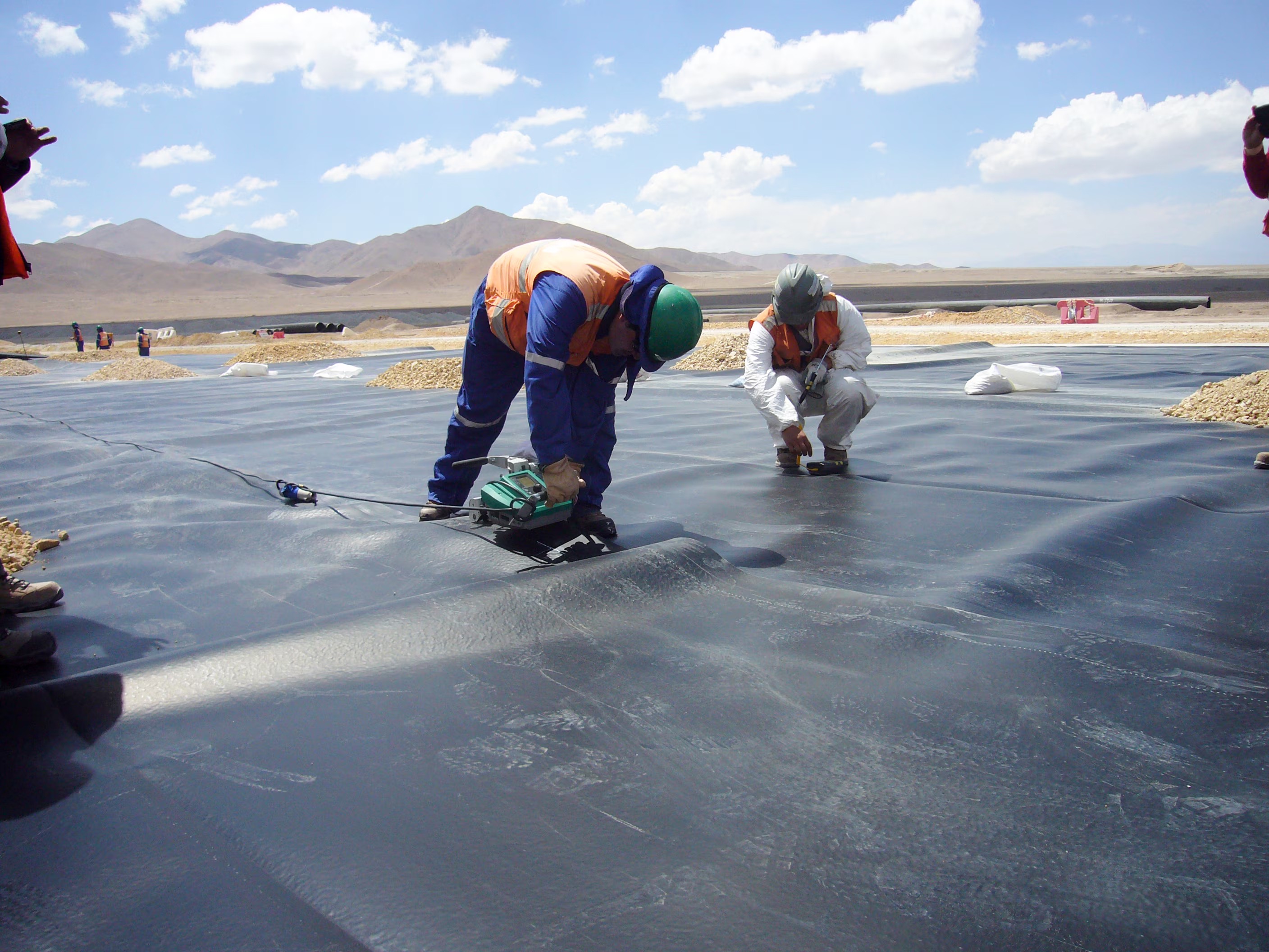 Géomembrane composite en PEHD pour bassins, ferme, réservoir, feuille de géomembrane, géomembrane