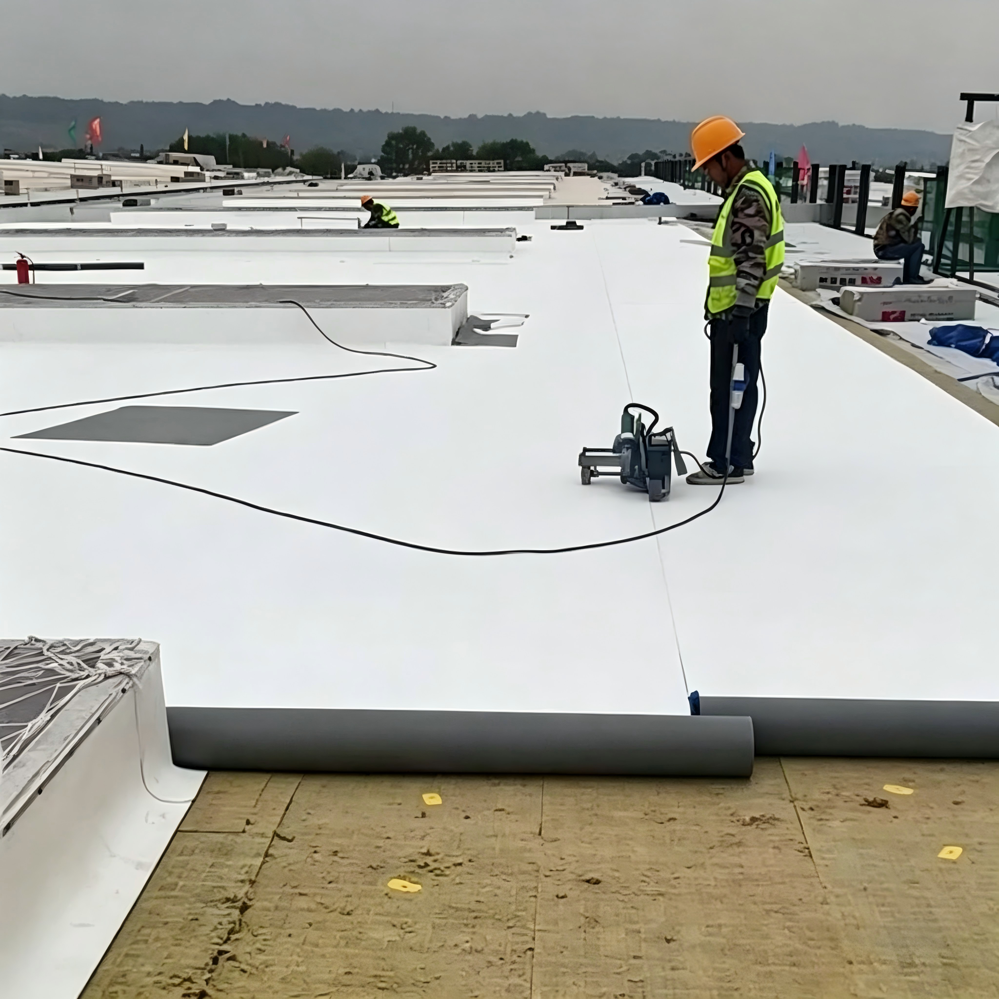 Membranes d'étanchéité en polyoléfine thermoplastique (TPO)