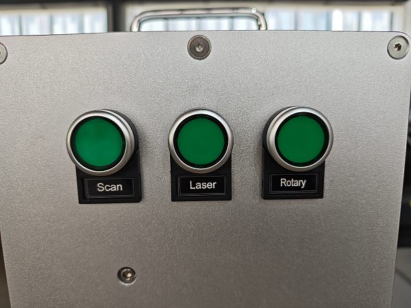 Machine de marquage laser à fibre (10)