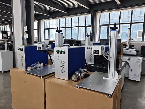 Machine de marquage laser à fibre (6)