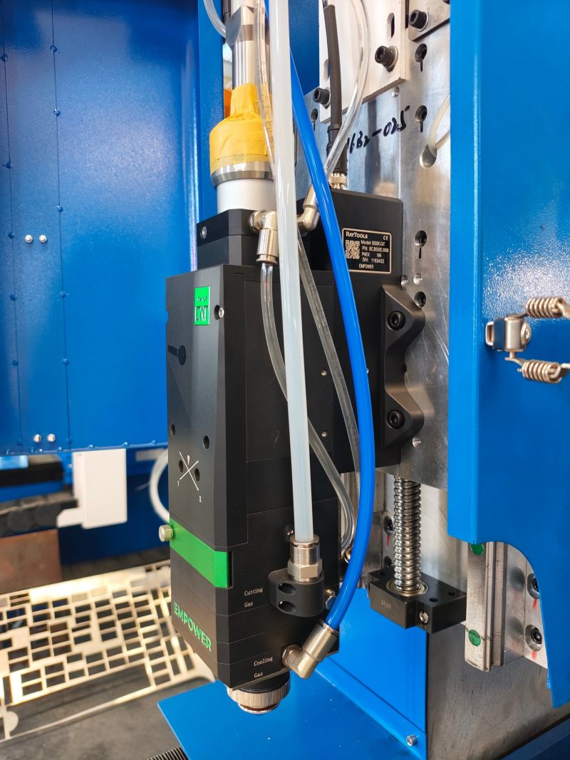 Machine de découpe laser à fibre (8)