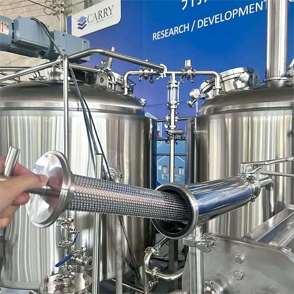 High quality wort filter before PHE