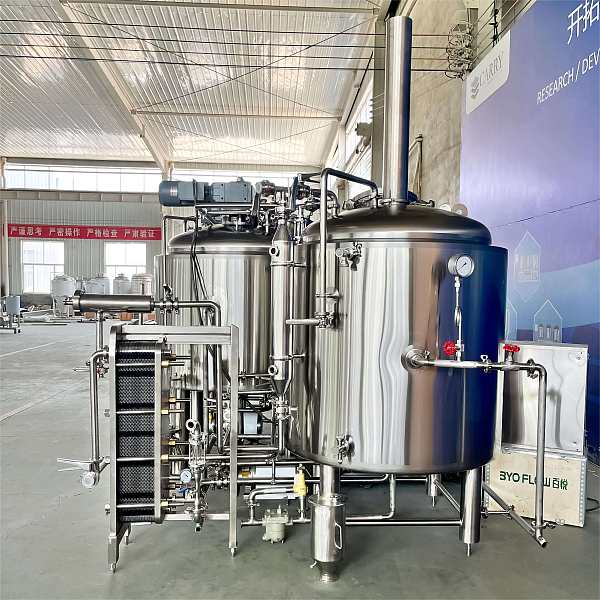 1. 304 Stainless steel Plate heat exchanger</br>2. Double stage, wort | tap water | glycol water (optional: single stage)</br>3. Wort filter before PHE</br>4. Wort Oxygenation device</br>5. Temperature gauge after PHE</br>6. Sight glass</br>7. Butterfly valve before going to the FV</br>8. Pre-installed ready in factory based on your layout