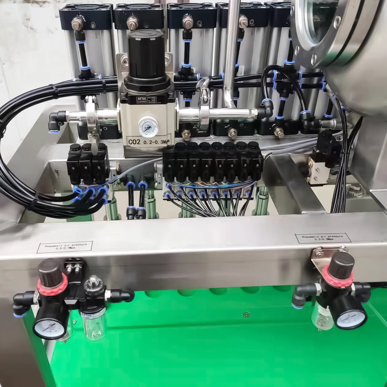 6-Head Beer Bottling System