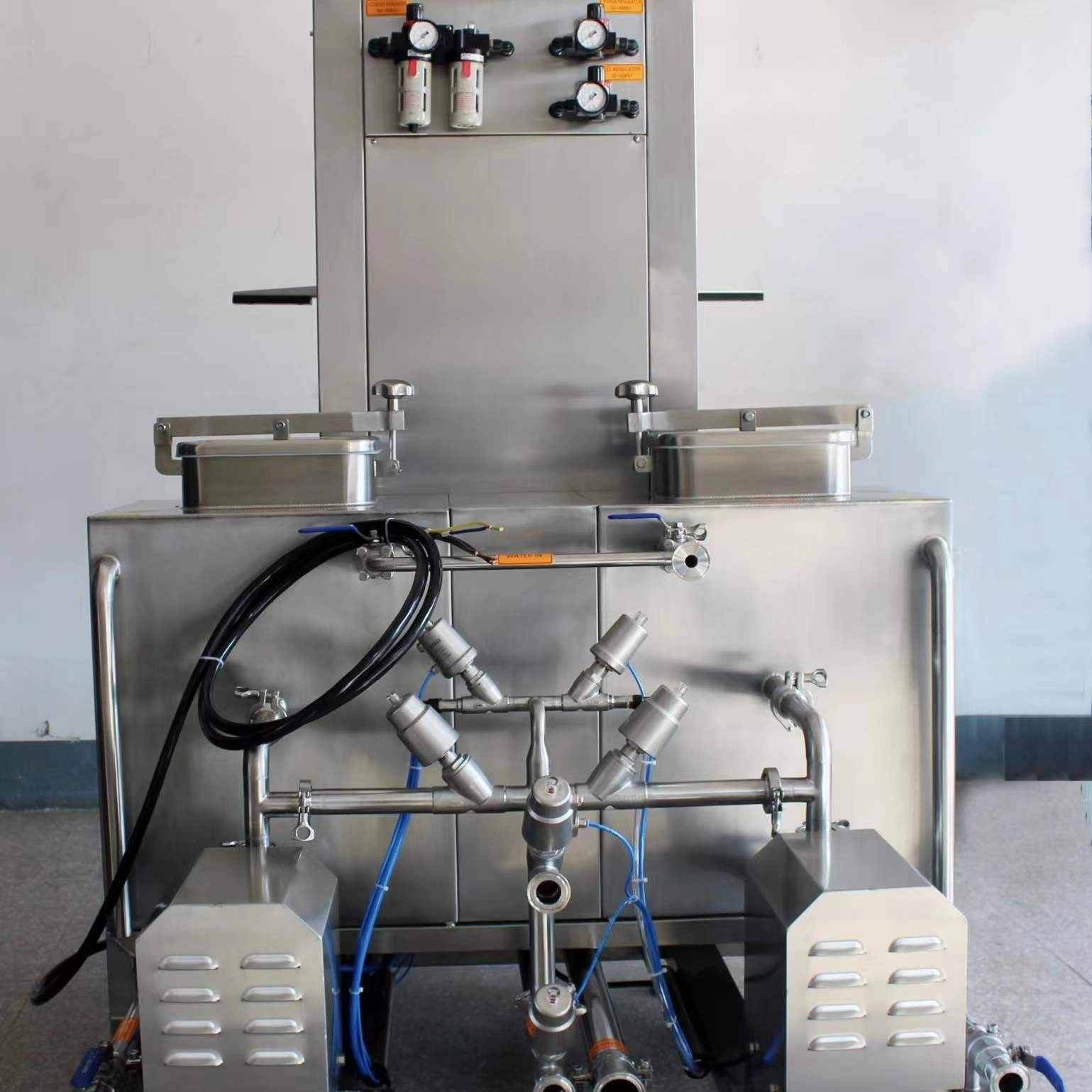 Double-head keg washers