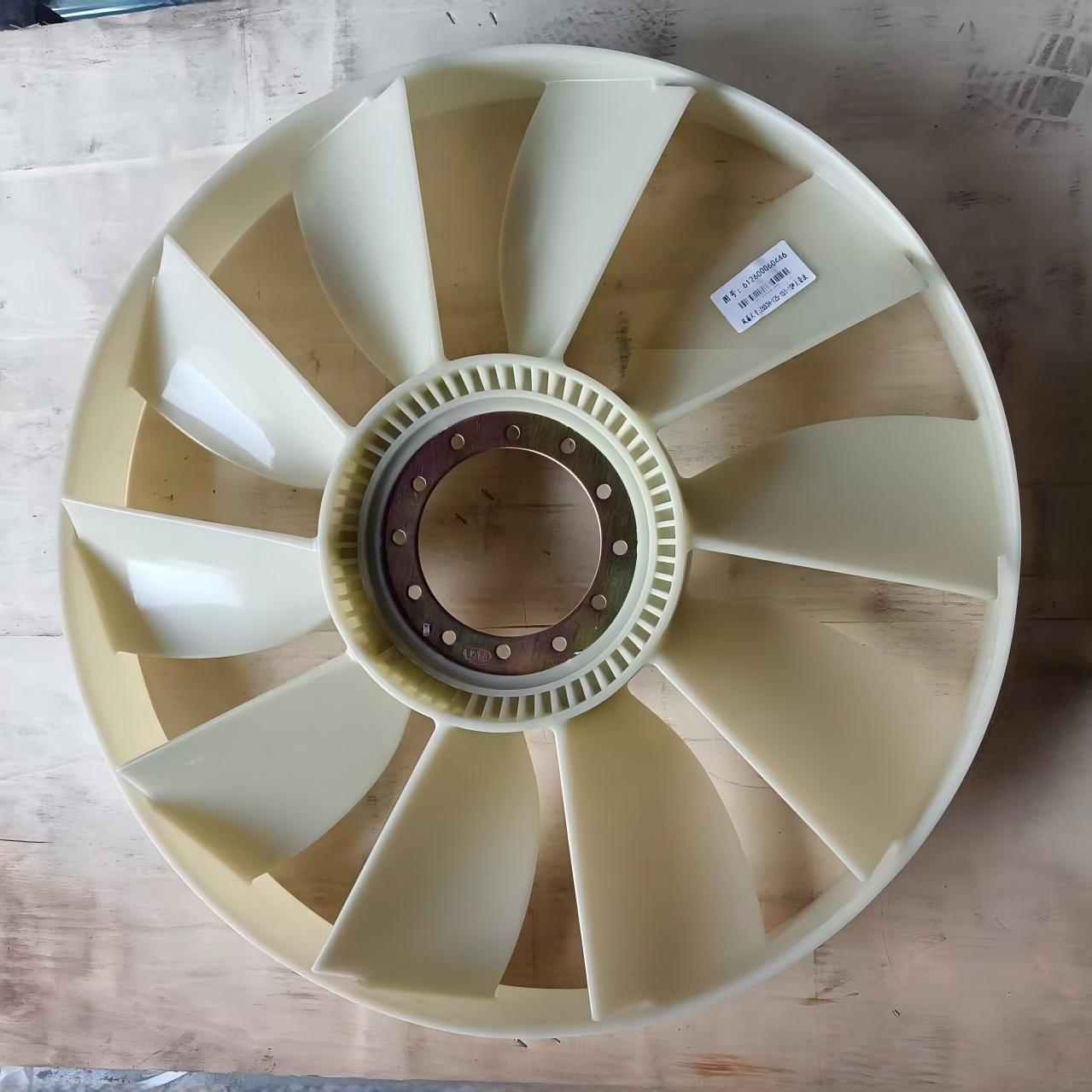 Pale de ventilateur HOWO blanche 612600060446 ensemble de ventilateur de refroidissement moteur pour poids lourds pour camion SINOTRUK HOWO