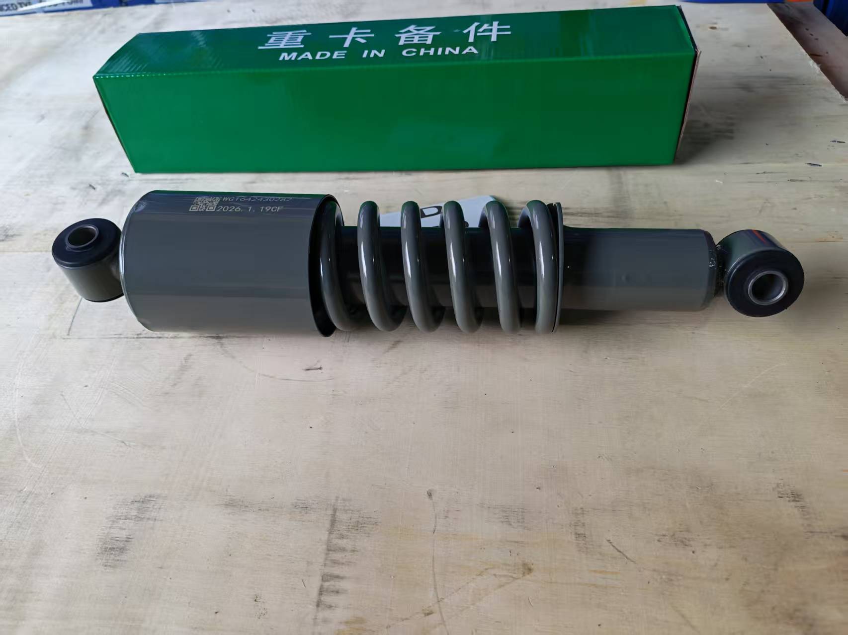 Amortisseur 0282 WG1642430282 amortisseur de suspension avant poids lourds pour camion SINOTRUK HOWO