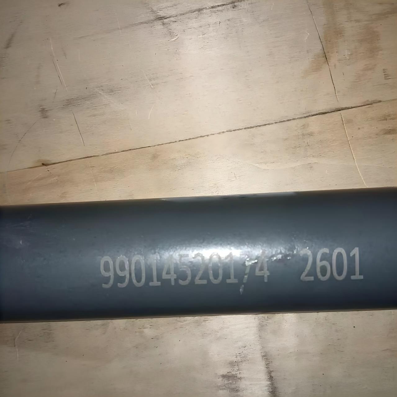 Petite tête de bielle en I droite 99014520174 pied de bielle (type droit) pour moteur diesel lourd