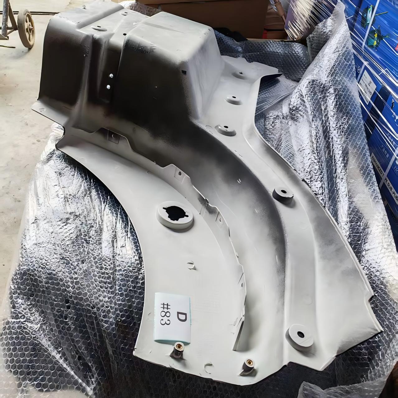 Aile avant TX380 R peinte WG166423238214 pour camion lourd TX380