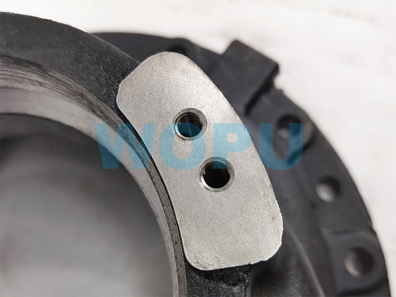 Couvercle du réducteur principal d’essieu AZ7117328030 pour SINOTRUK HOWO T7 T7H Lightweight et essieu MAN 11