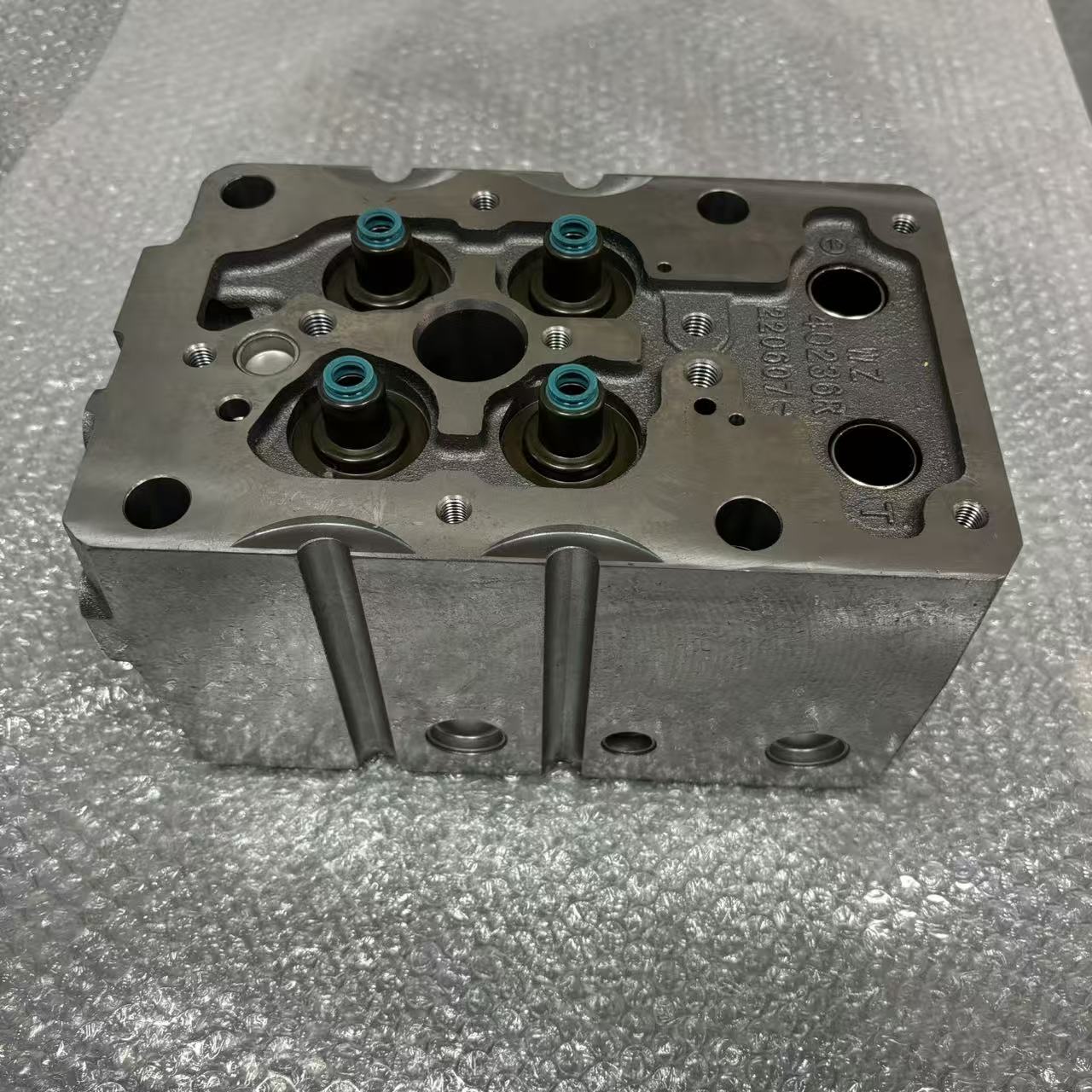 Culasse 1005544823 P12 pour moteur diesel de poids lourd, pièces de moteur