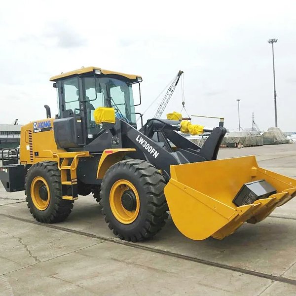 جرافة ذات عجلات XCMG LW300FN جديدة تمامًا