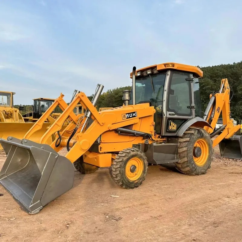 لودر حفار خلفي JCB 3CX جديد كليًا