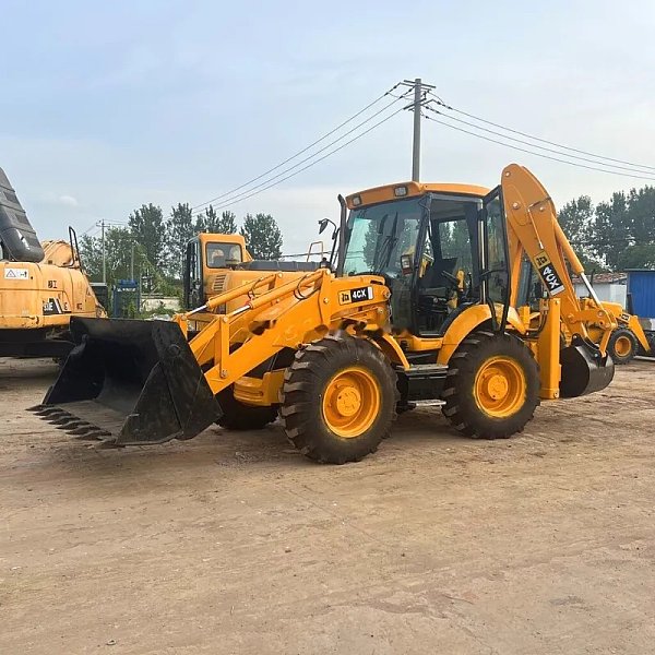 لودر حفار JCB 4CX جديد تمامًا