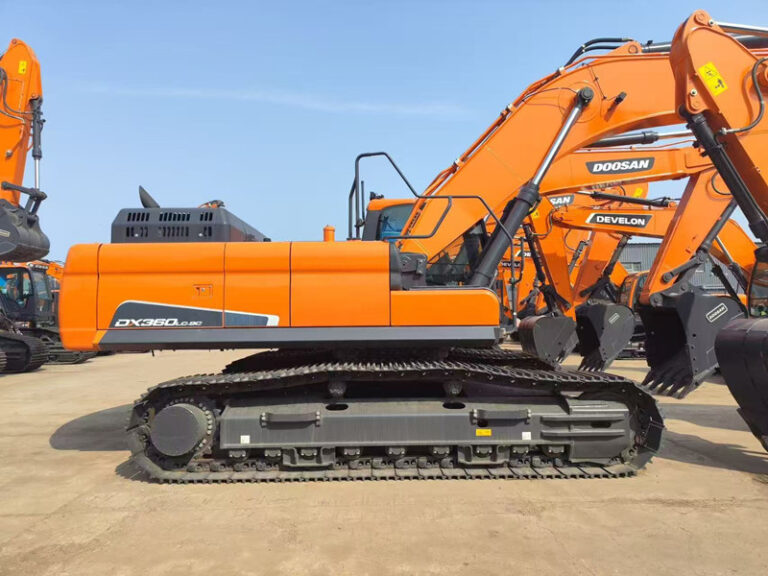 Brand New DEVELON 36T DX360 Excavator (2)