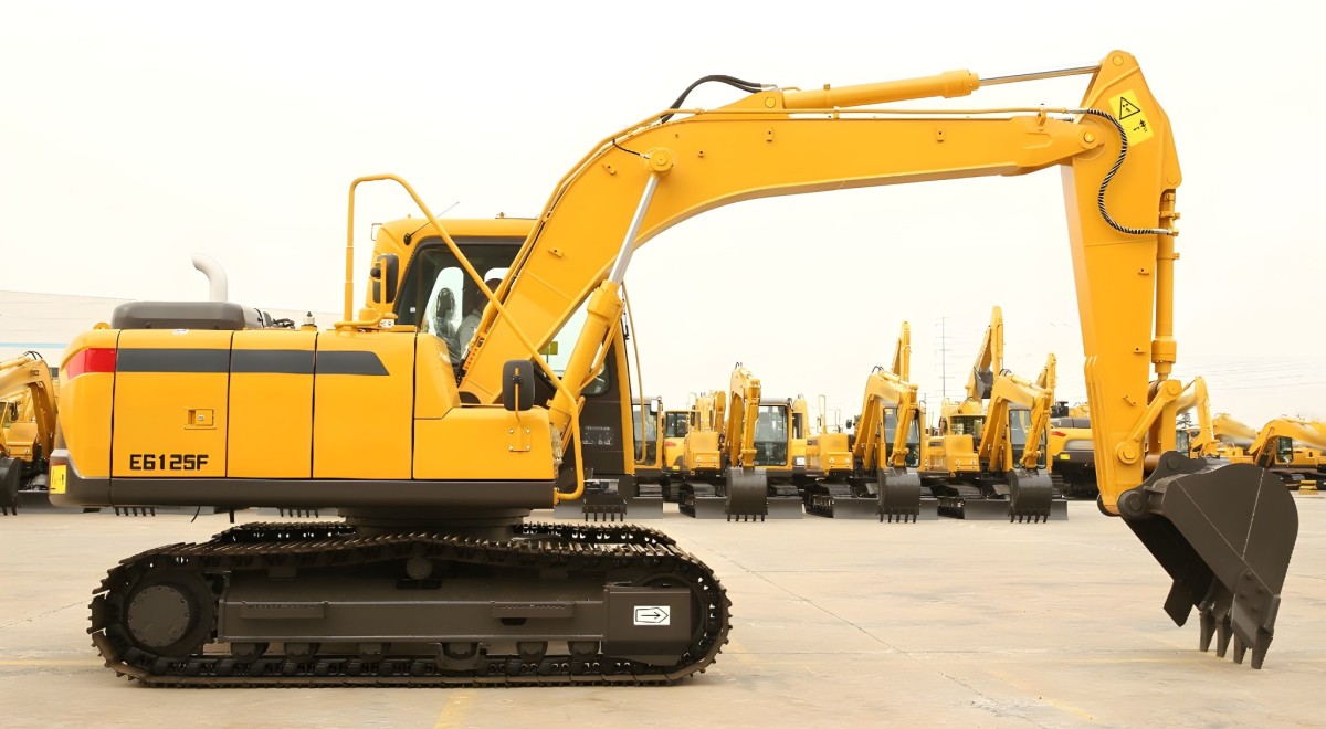 Brand New SDLG E6125F Excavator - long Brand New SDLG E6125F Excavator - long