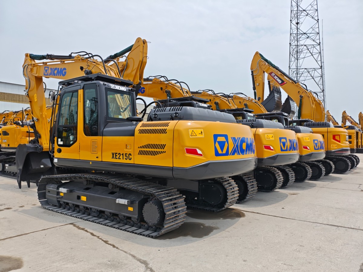 Brand New XCMG XE215C Excavator_5