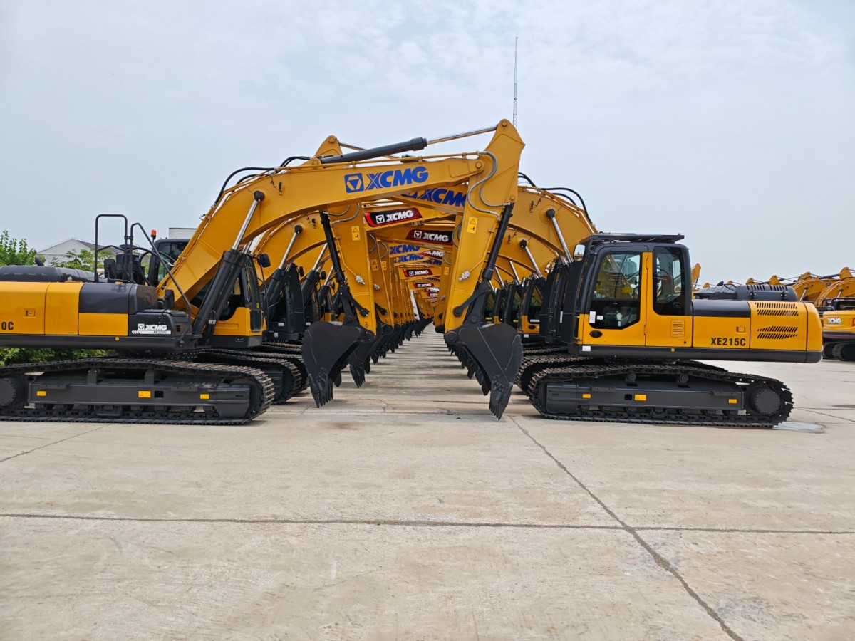 Brand New XCMG XE215C Excavator_6