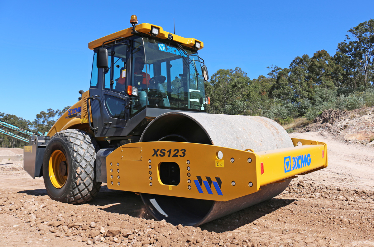 Rolo compactador novo XCMG XS123