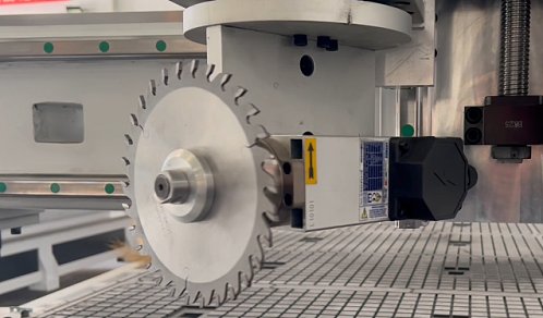 Horizontal Machining Center Advantages | High Rigidity & Efficient Chip Removal