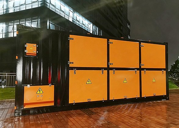 One AC10.5KV-2000KW load cabinet