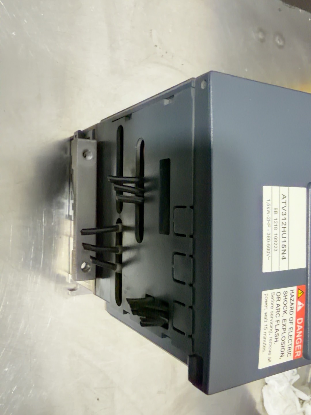 Schneider ATV312HU15N4 Inverter New Original Altivar 312 VFD 1.5kW Variable Speed Drive Frequency Converter High Quality In Stock 1-year Warranty