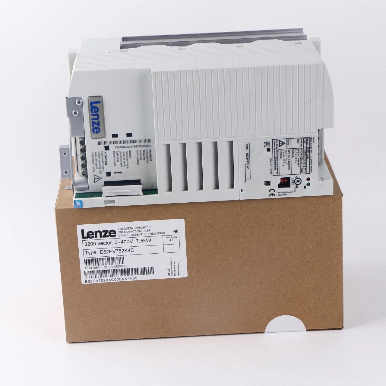 Lenze E82EV752K4C 8200 Vector 7.5kW 400V AC Frequency Inverter New Original 1-year Warranty