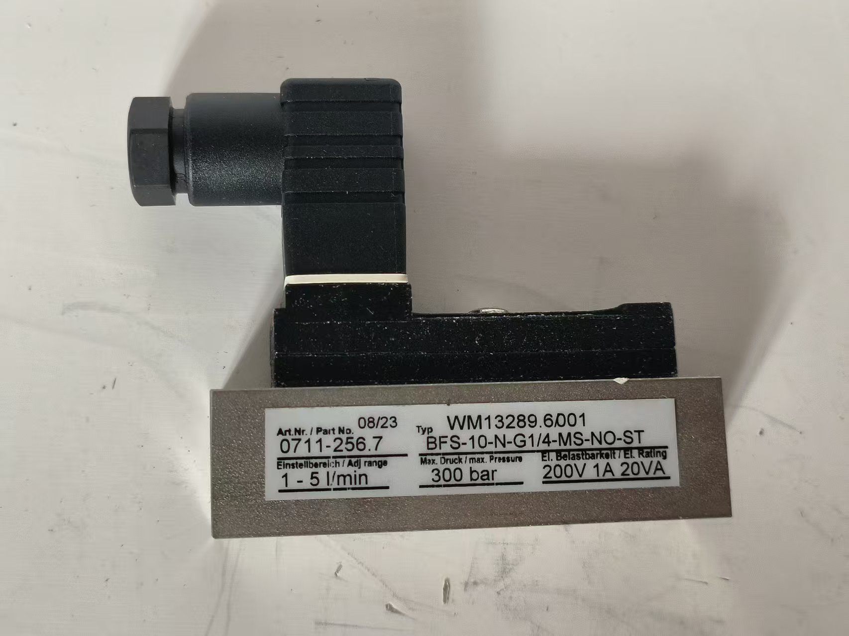 Barksdale 0711-256.7 Pressure Switch Adjustable New Original 1-year Warranty Barksdale 0711-256.7 Pressure Switch Adjustable New Original 1-year Warranty
