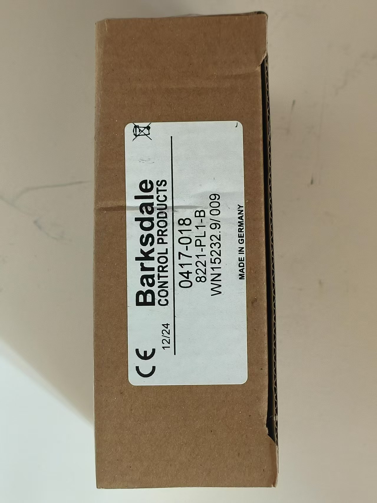 Barksdale 8221-PL1-B 0417-018 PL1 Series Miniature Mechanical Pressure Switch New Original 1-year Warranty