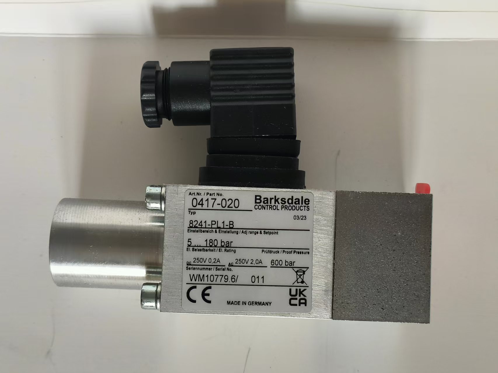 Barksdale 8241-PL1-B 0417-020 PL1 High Precision Pressure Switch New Original 1-year Warranty Barksdale 8241-PL1-B 0417-020 PL1 High Precision Pressure Switch New Original 1-year Warranty