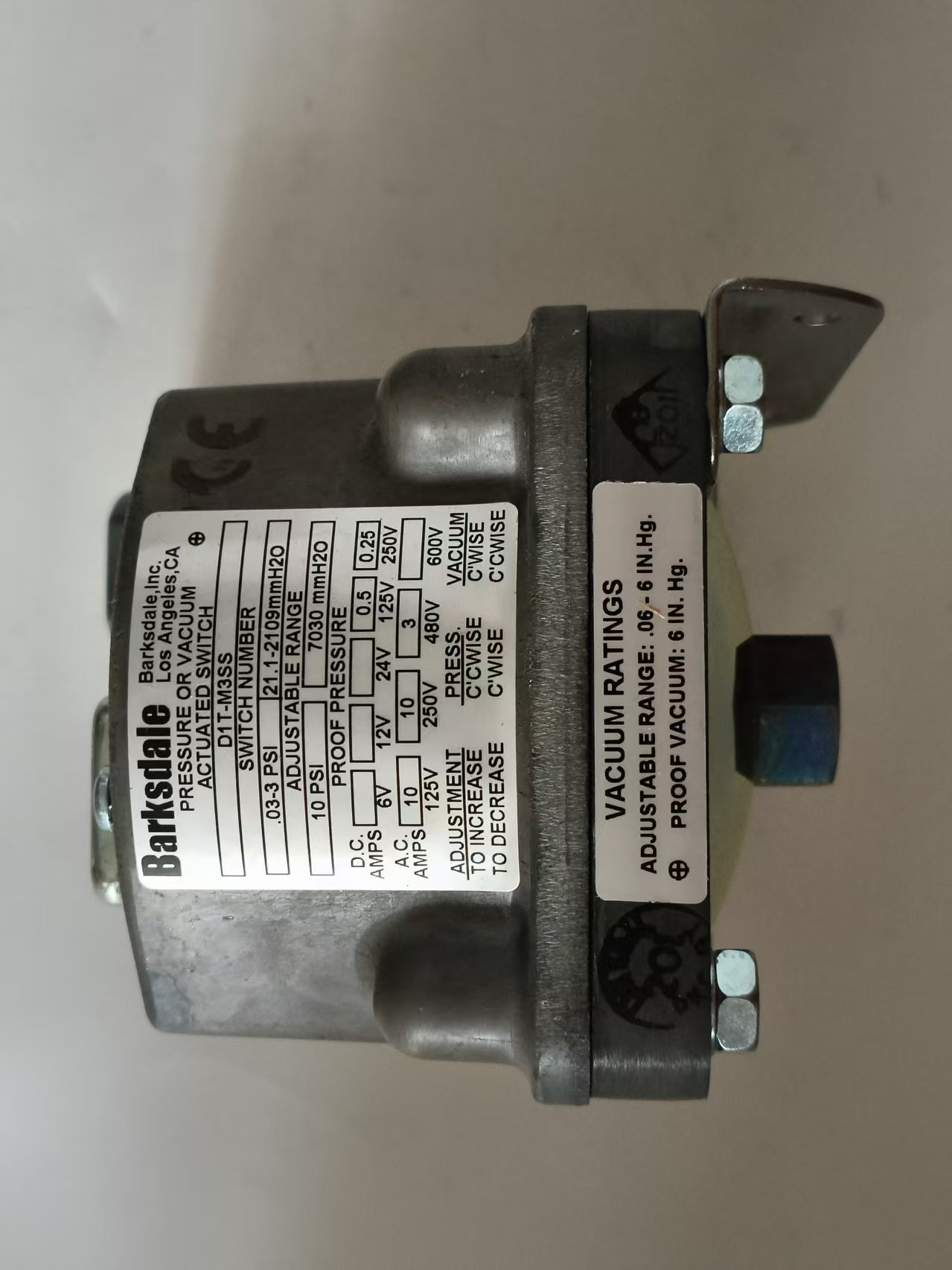 Barksdale D1T-M3SS Single‑Circuit Diaphragm Pressure Switch, 316SS, High Range New Original 1-year Warranty