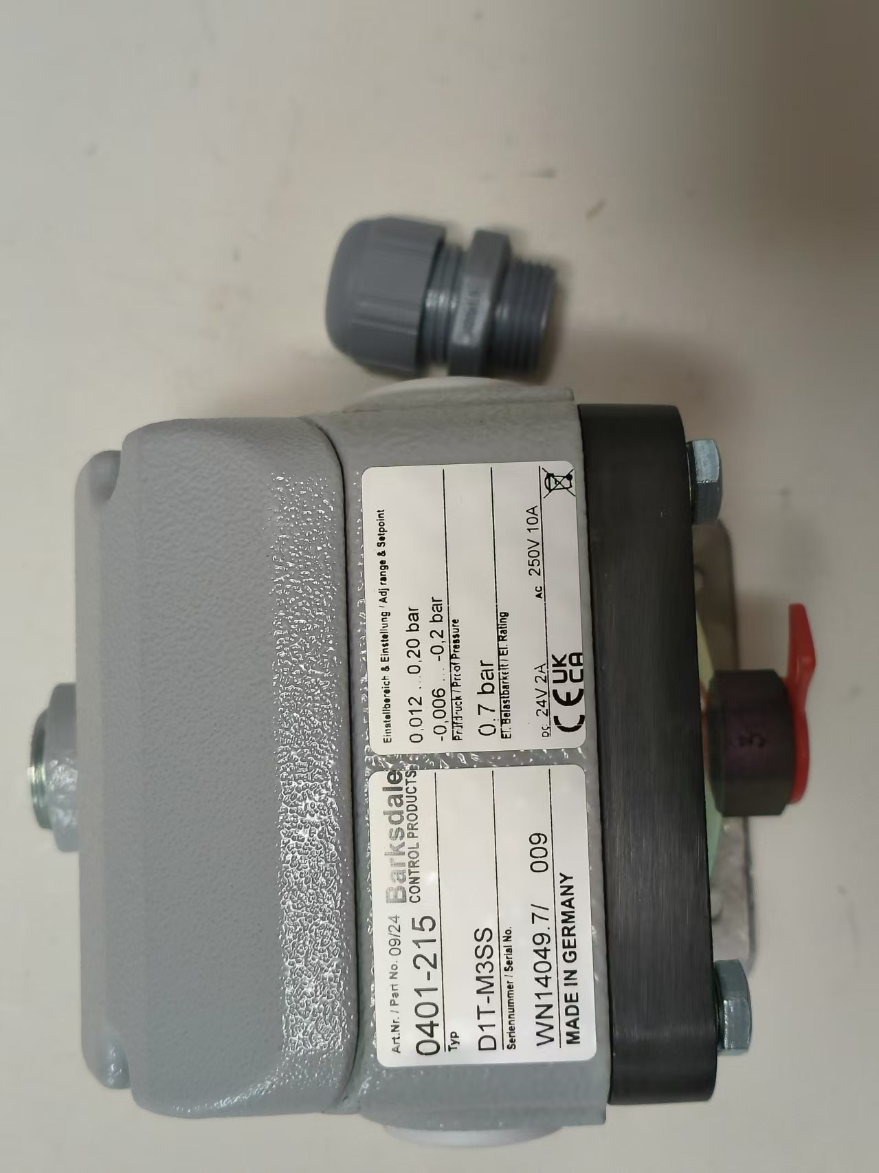 Barksdale D1T-M3SS (0401-215) Single-Circuit Diaphragm Pressure Switch, 316SS, M3 Option New Original 1-year Warranty