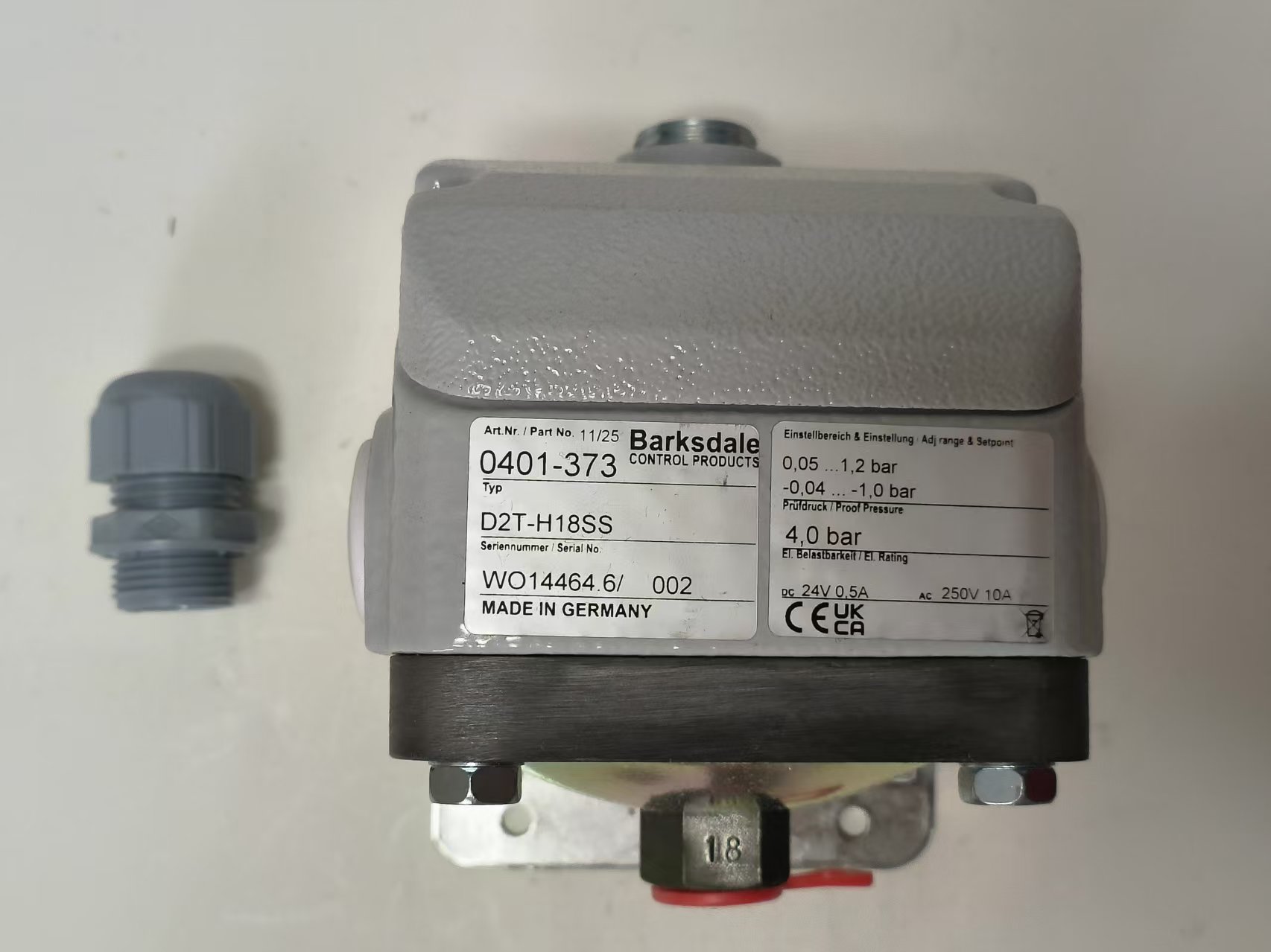 Barksdale D2T-0057 Upgrade to 0401-373 D2T-H18SS Pressure Switch New Original 1-year Warranty Barksdale D2T-0057 Upgrade to 0401-373 D2T-H18SS Pressure Switch New Original 1-year Warranty