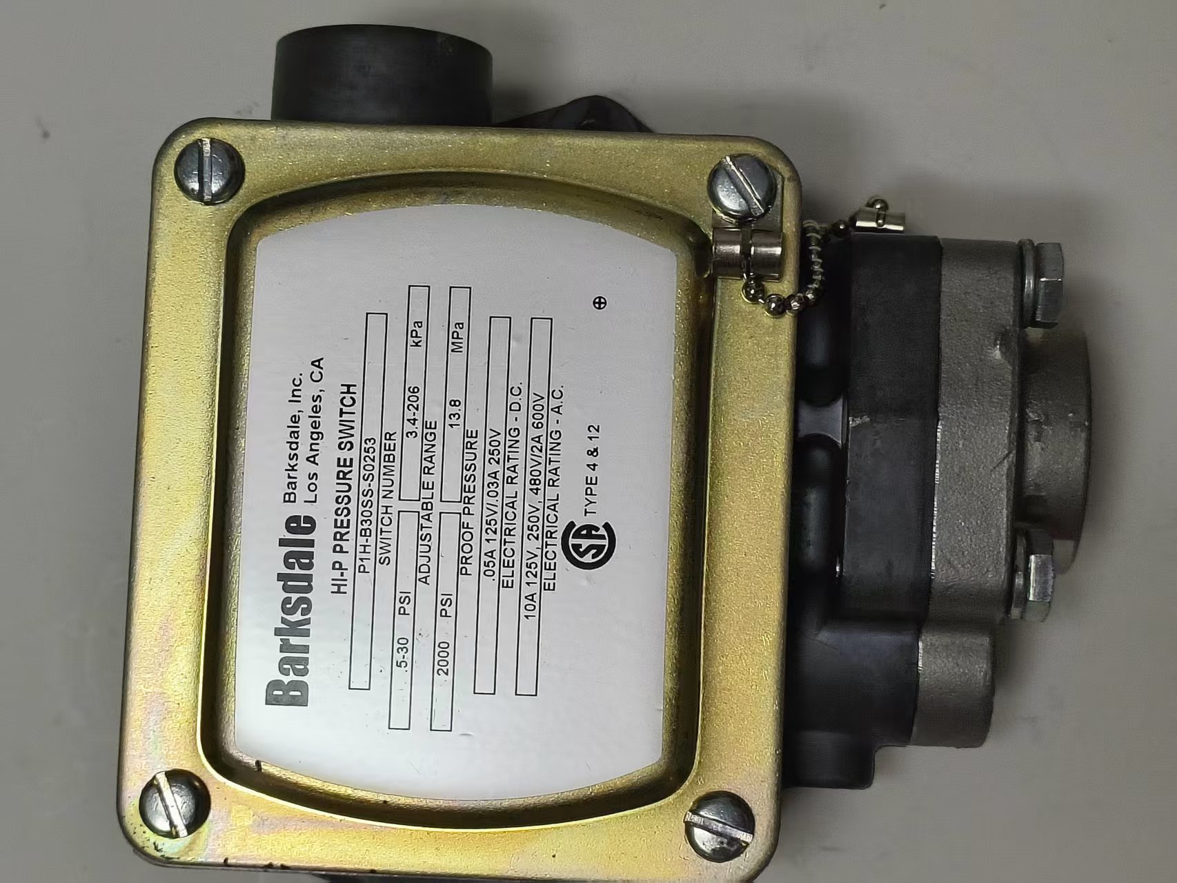 Barksdale P1H-B30SS-S0253 Diaphragm Pressure Switch, S0253 Option, 316SS New Original 1-year Warranty Barksdale P1H-B30SS-S0253 Diaphragm Pressure Switch, S0253 Option, 316SS New Original 1-year Warranty