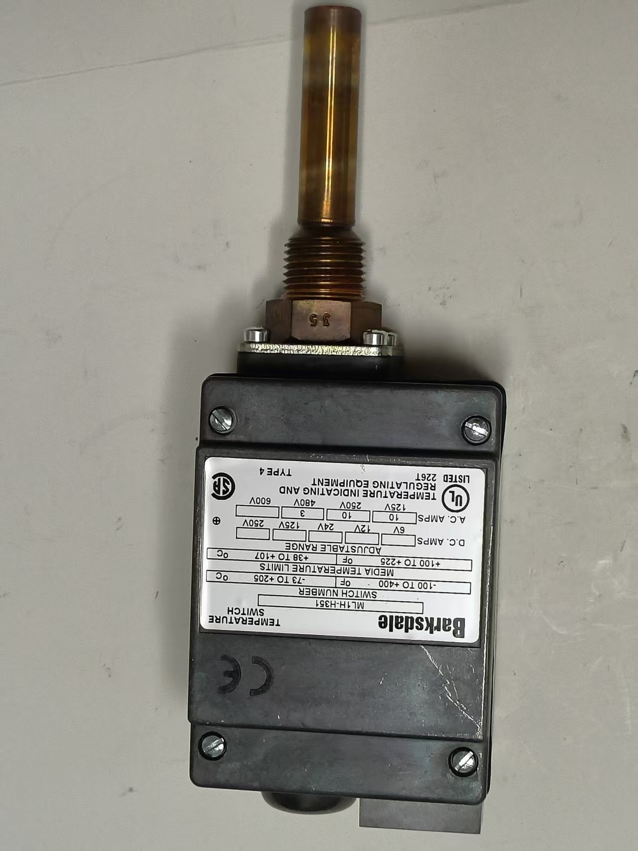 Barksdale ML1H-H351 Mini Compact Mechanical Pressure Switch New Original 1-year Warranty