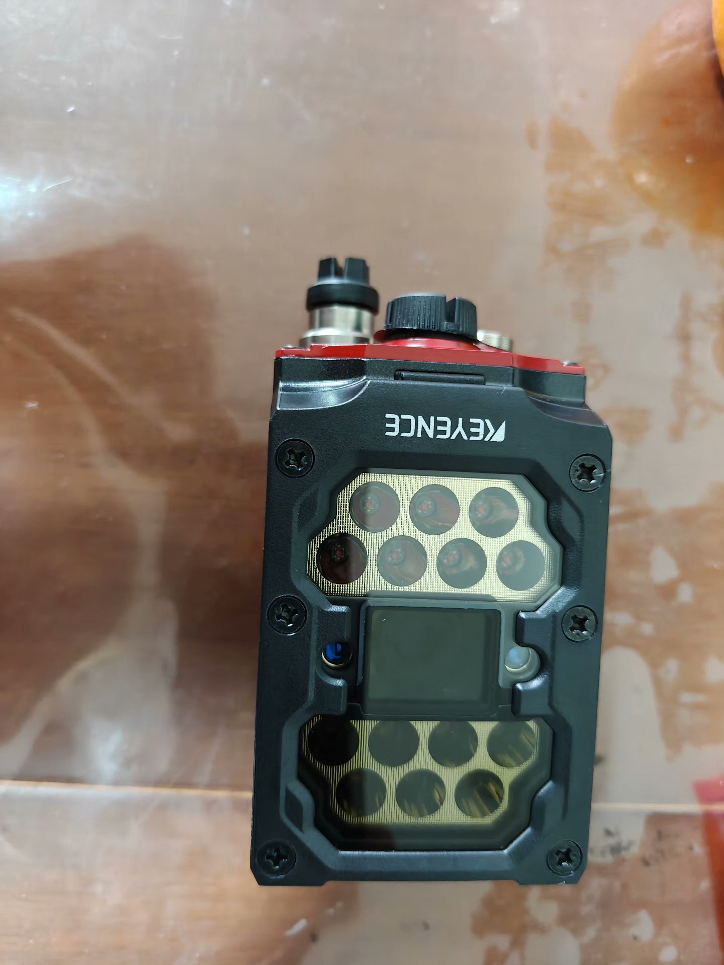 Keyence SR-2000 Full Range Auto Focus 1D 2D Code Reader New Original 1-year Warranty