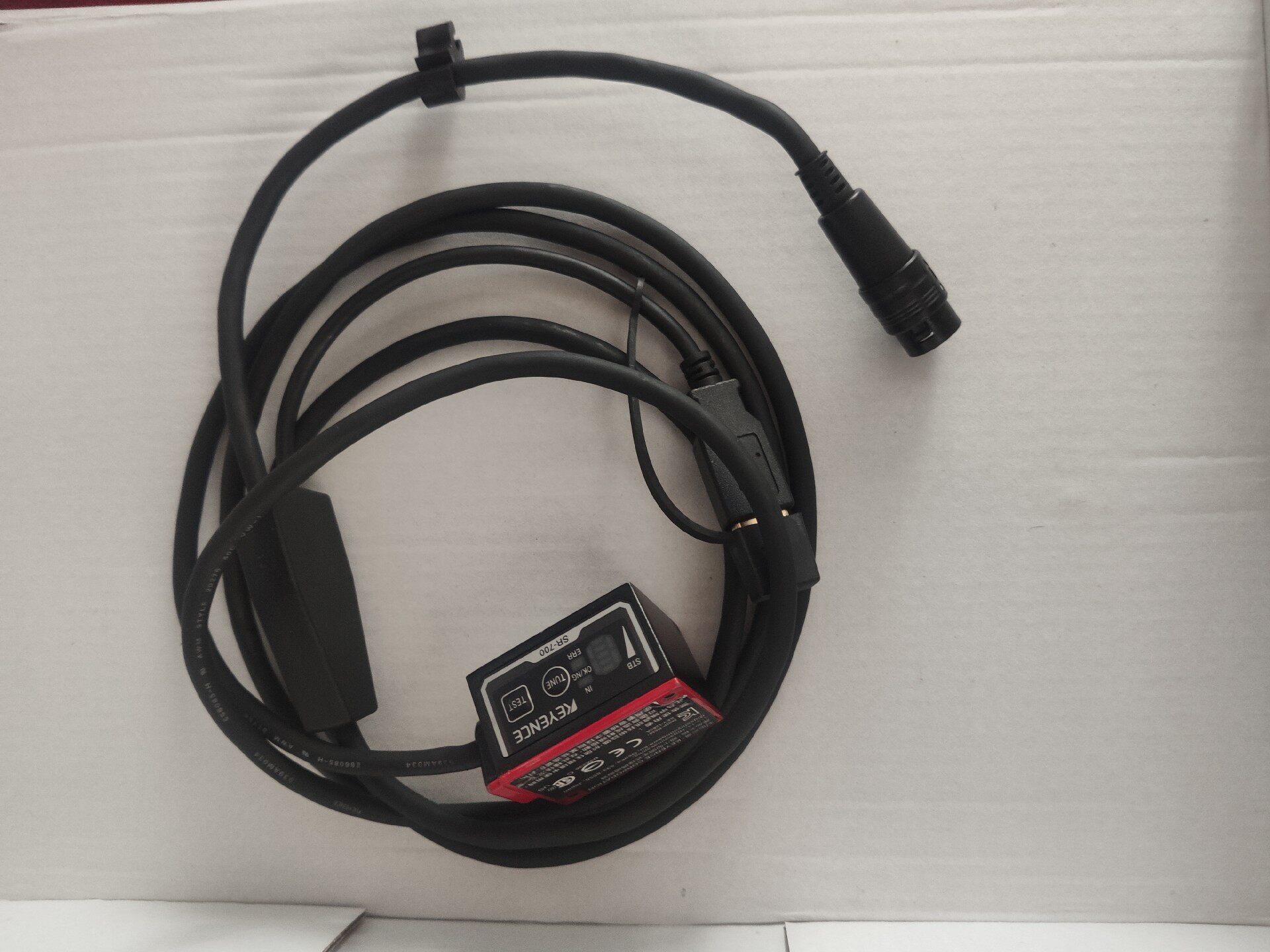 Keyence SR-700 Ultra Compact Short Range 1D 2D Code Reader New Original 1-year Warranty
