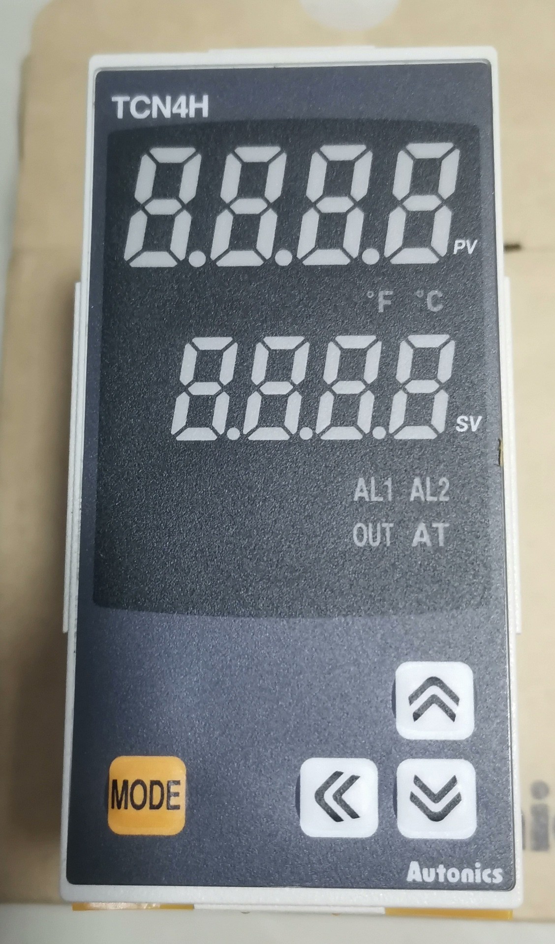 Autonics TCN4H-24R Dual Display PID Temperature Controller 48×96mm Relay Output New Original 1-year Warranty