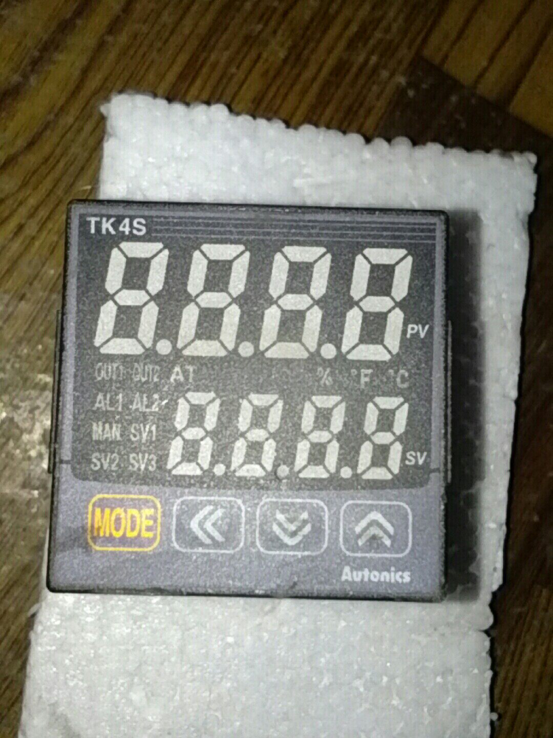 Autonics TC4S-24R Single Display PID Temperature Controller 48×48mm Relay Output New Original 1-year Warranty