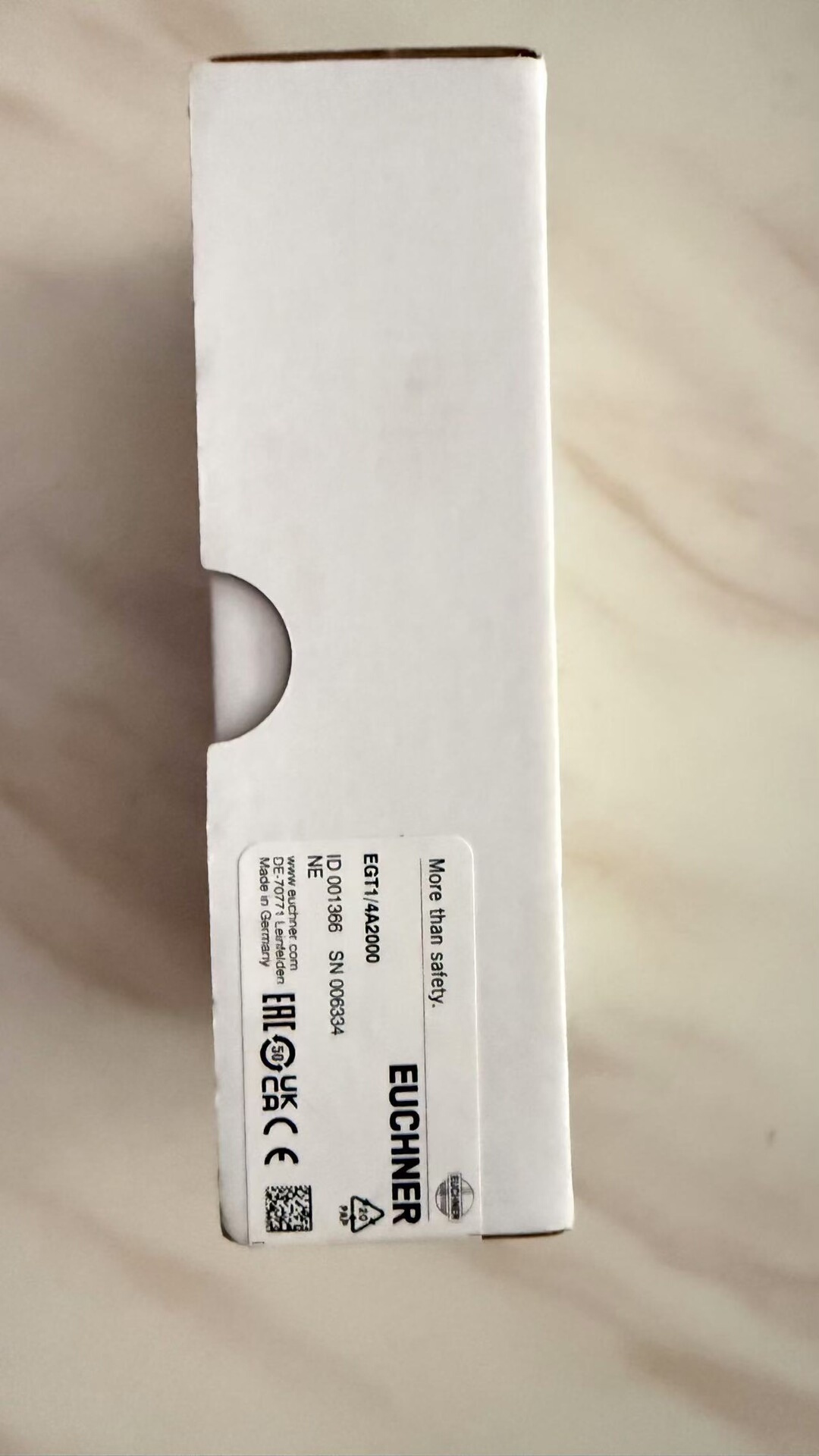 Euchner EGT1/4A2000 Single Hole Mount Precision Reed Limit Switch M14 Thread Stainless Steel Plunger IP67 New Original 1-year Warranty Euchner EGT1/4A2000 Single Hole Mount Precision Reed Limit Switch M14 Thread Stainless Steel Plunger IP67 New Original 1-year Warranty